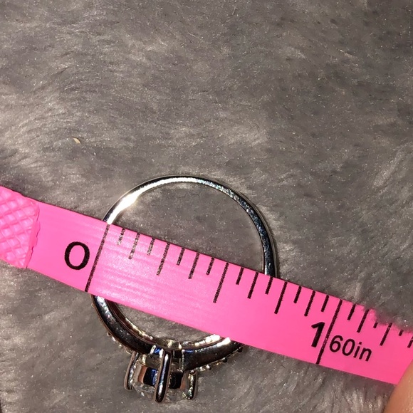 Silver ring - Picture 5 of 7